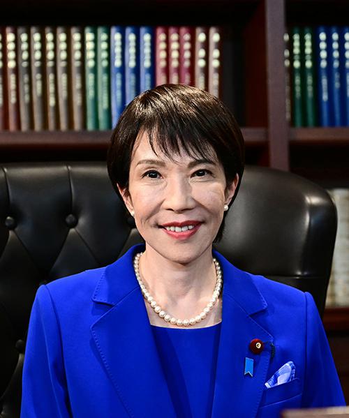 Санаэ  Такаити фото