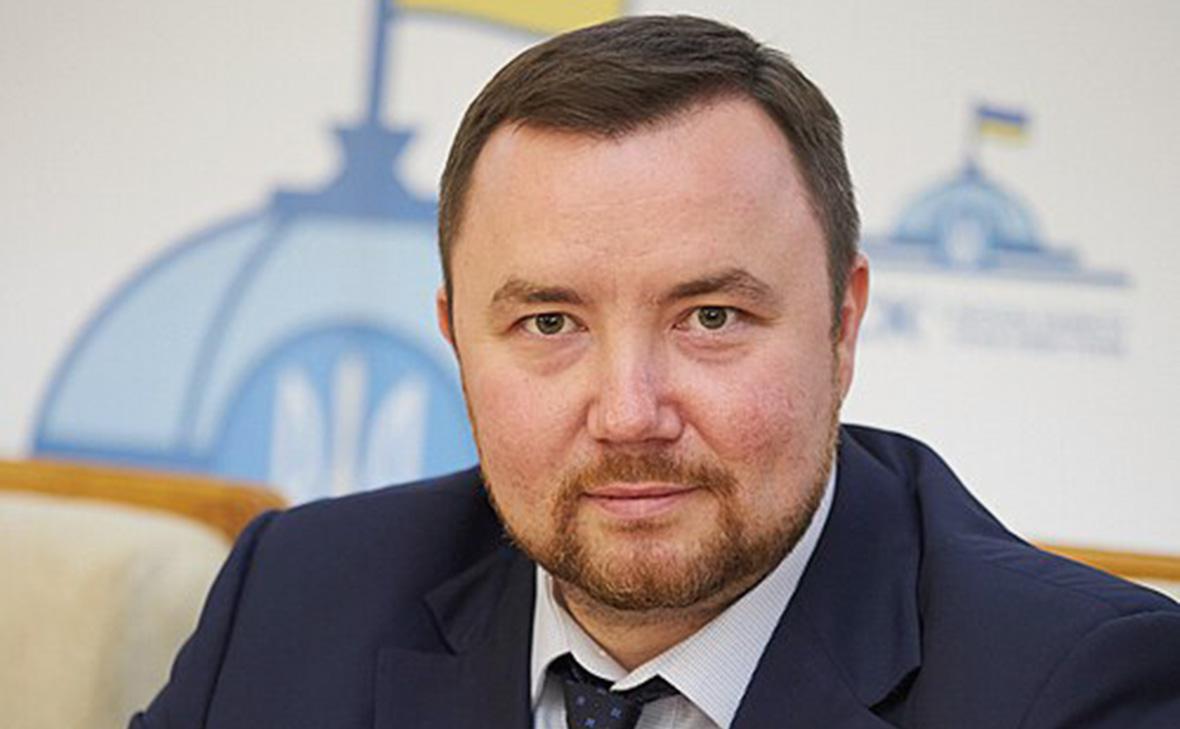 Денис Маслов