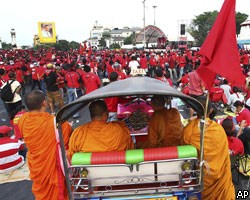 Премьеру Таиланда и оппозиции не удалось договориться