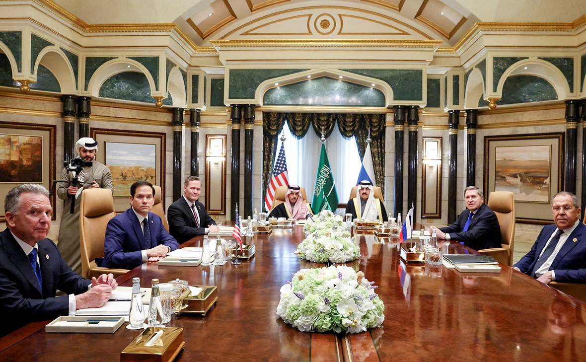 Evelyn Hockstein / Reuters