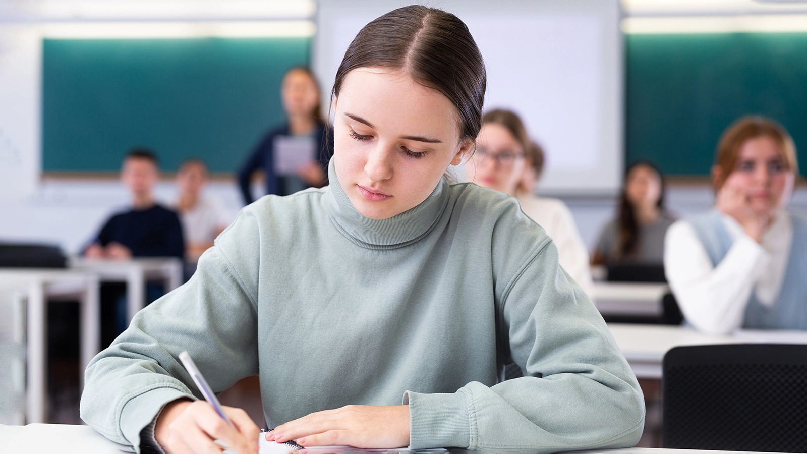 Россияне возложили эту обязанность на работодателя. Вы удивитесь