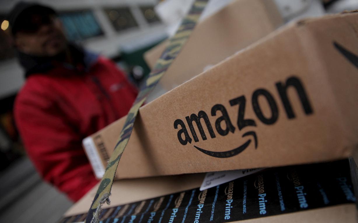 Власти США обвинили Amazon в монополизме и подали на нее в суд