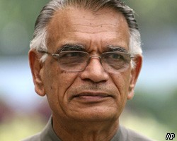 Глава МВД Индии подал в отставку после терактов в Мумбаи
