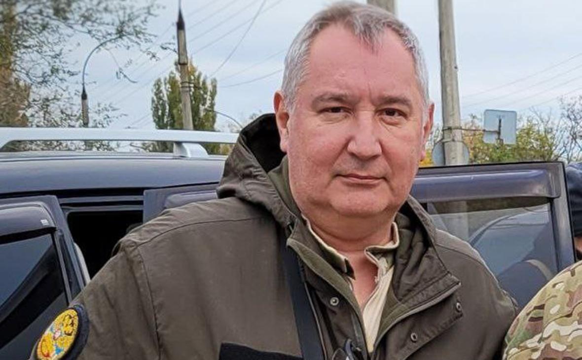 Рогозин призвал прекратить «играть в демократию» ради победы на фронте"/>













