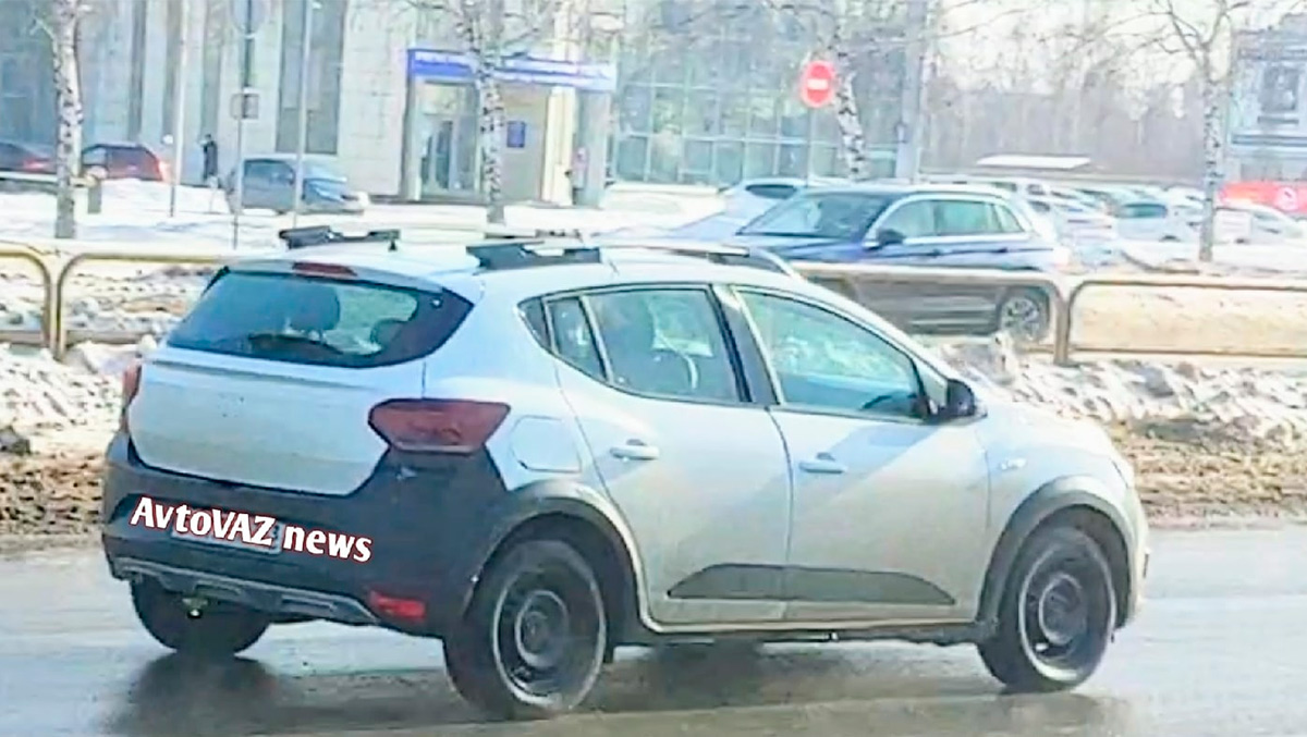 Новый Renault Sandero сфотографировали в России