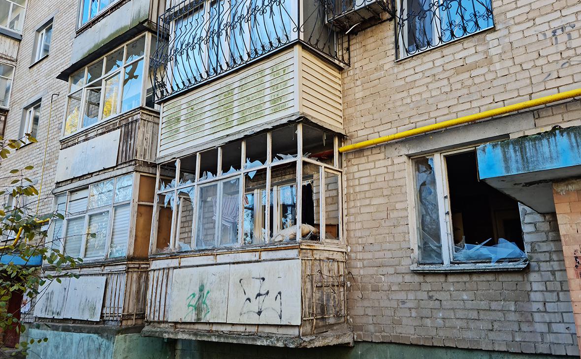 Последствия взрыва у жилого дома в Мелитополе