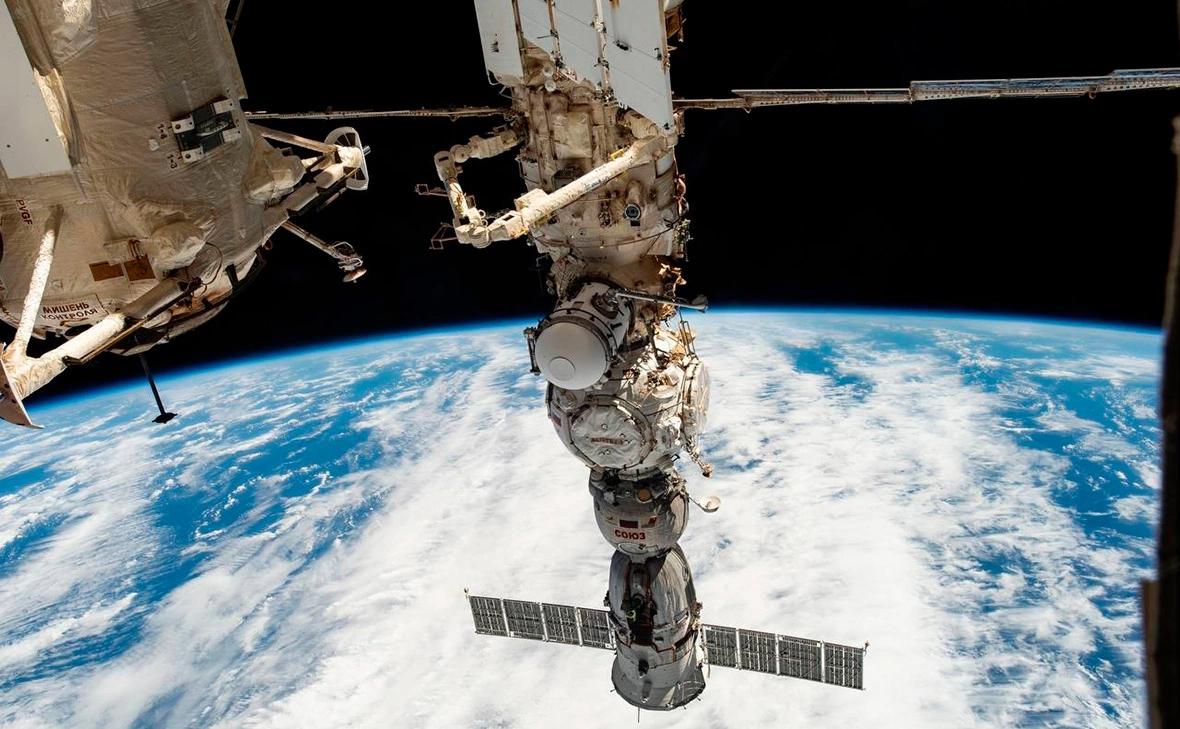 «Роскосмос»