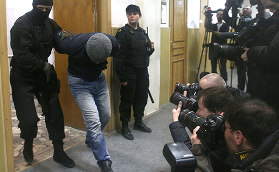 Анзор Губашев, подозреваемый в убийстве политика Б.Немцова, в Басманном суде