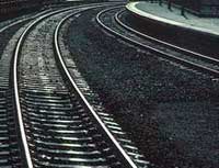 На железнодорожных переездах ОЖД в 2002г. зарегистрировано 27 ДТП