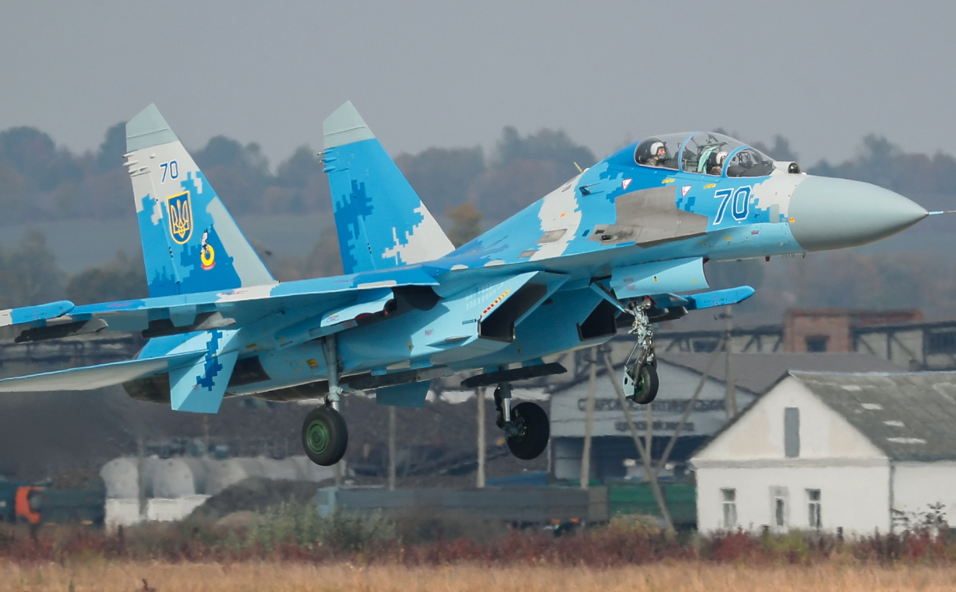 Ввс украины. Су 27 Украины. Су-27 истребитель Украина. Су-27уб ВВС Украины. Су-27 ВВС.
