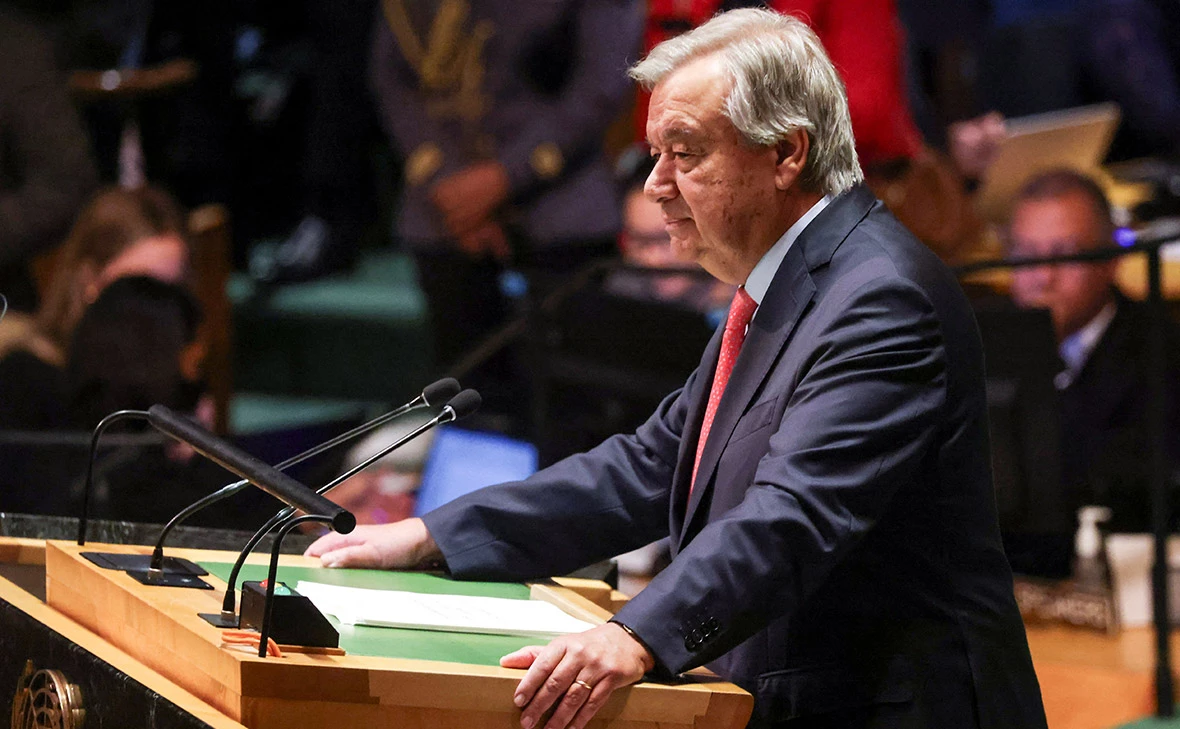 Caitlin Ochs / Reuters