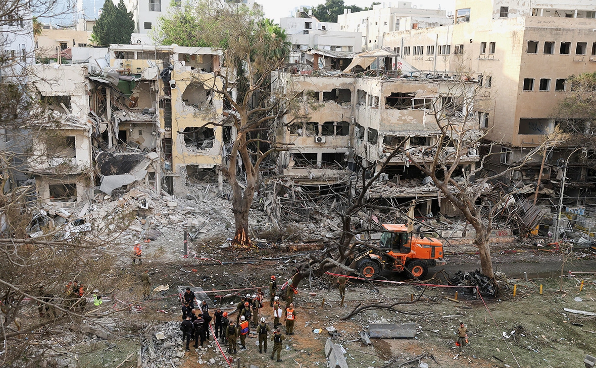 Ronen Zvulun / Reuters