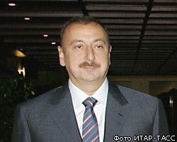 На выборах президента Азербайджана лидирует И.Алиев 