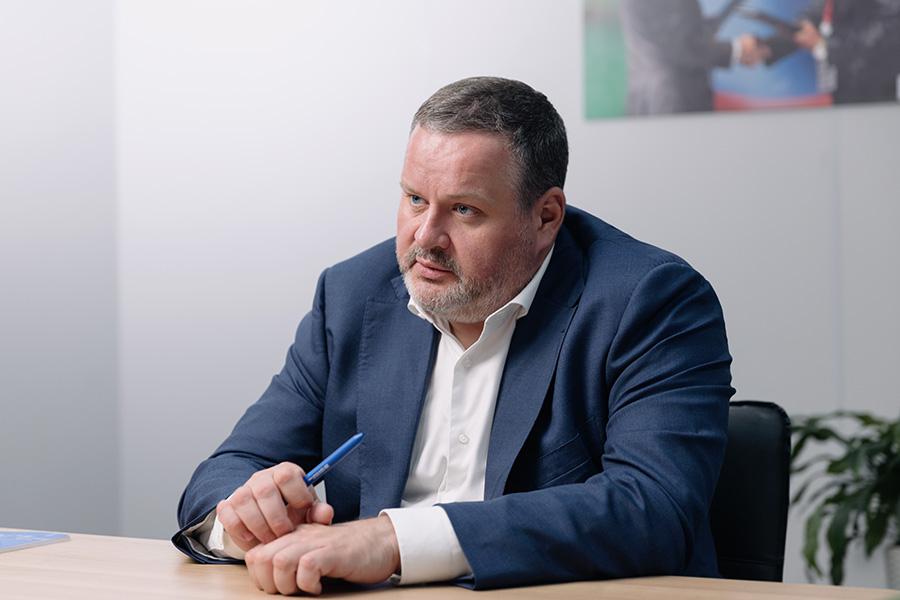 Антон Котяков