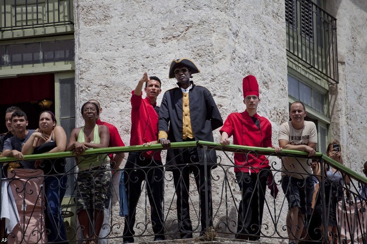 Бейонсе и Jay-Z "незаконно" посетили Кубу