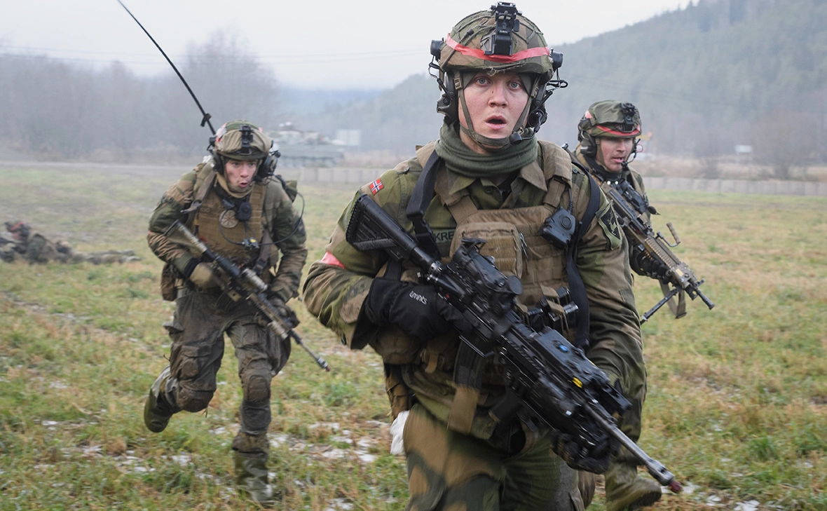 Leon Neal / Getty Images