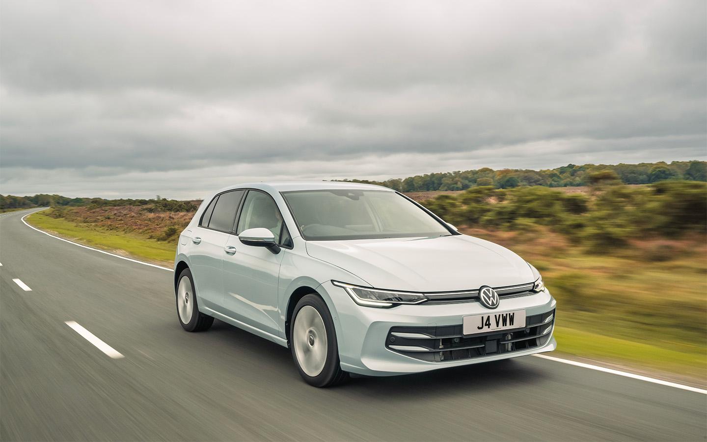 Volkswagen отложил запуск электрического Golf. Названы причины