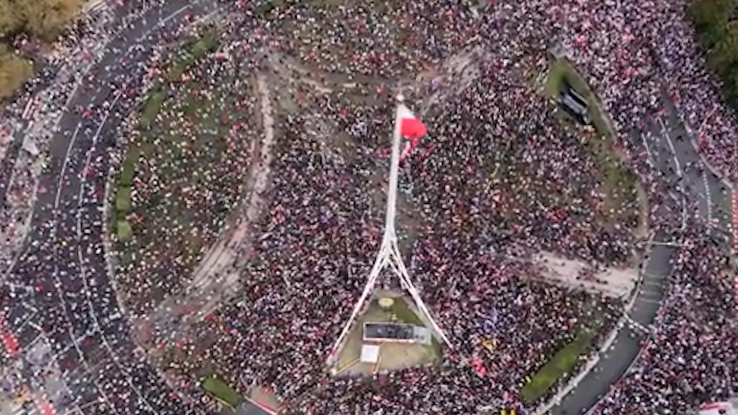 В Варшаве прошел марш оппозиции перед выборами в парламент