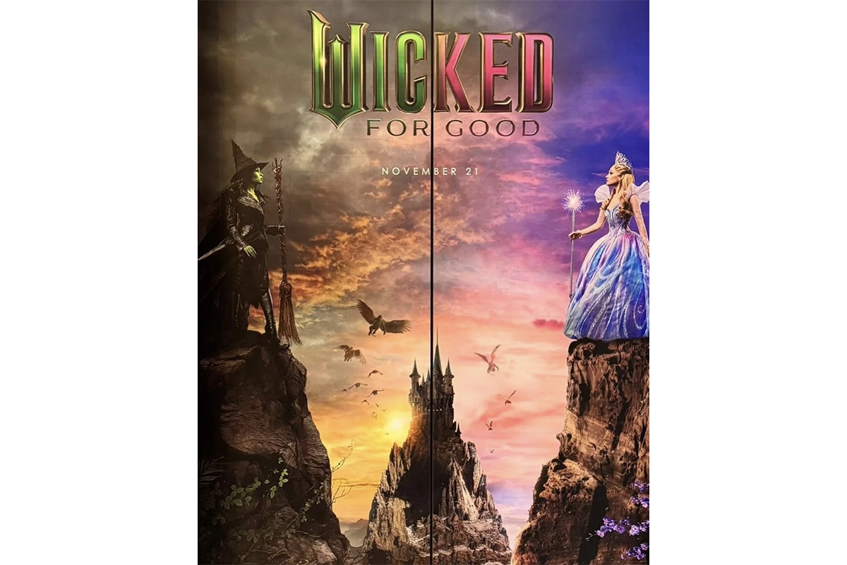 Постер фильма «Злая: Навсегда»