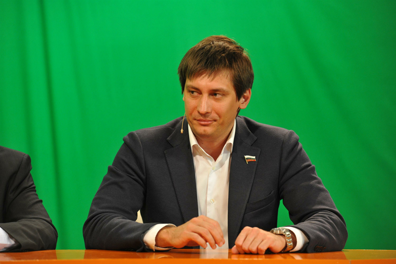 Депутат обвиняет Д.Гудкова в сносе исторического центра Москвы