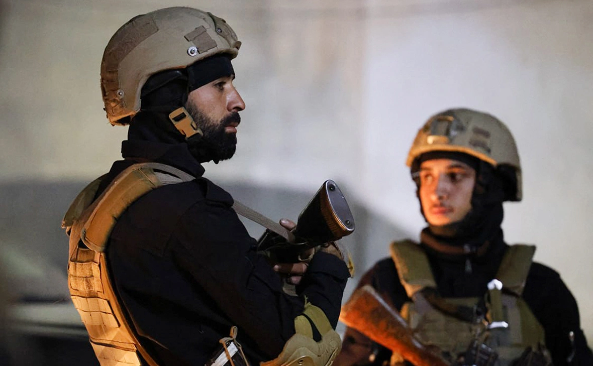 Mohammad Bash / Fotodom / Shutterstock