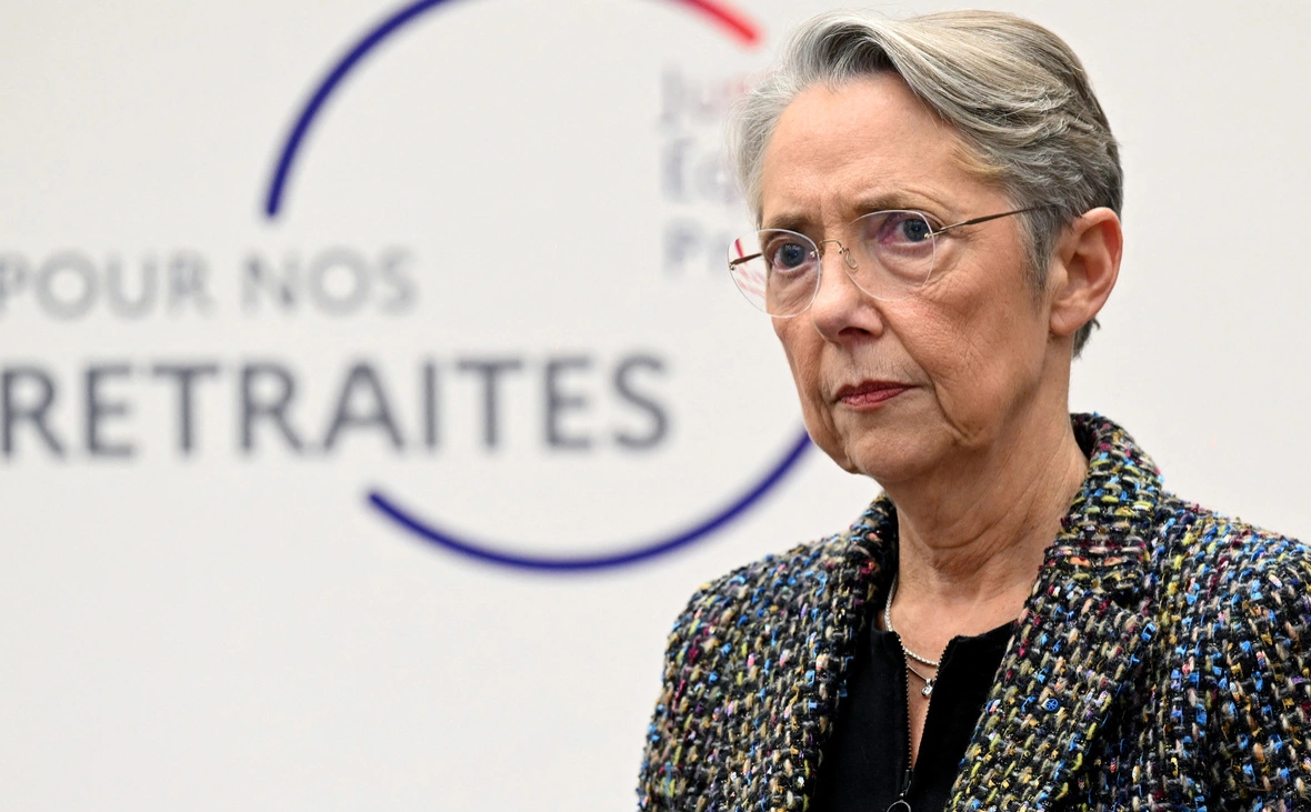 Bertrand Guay / Reuters