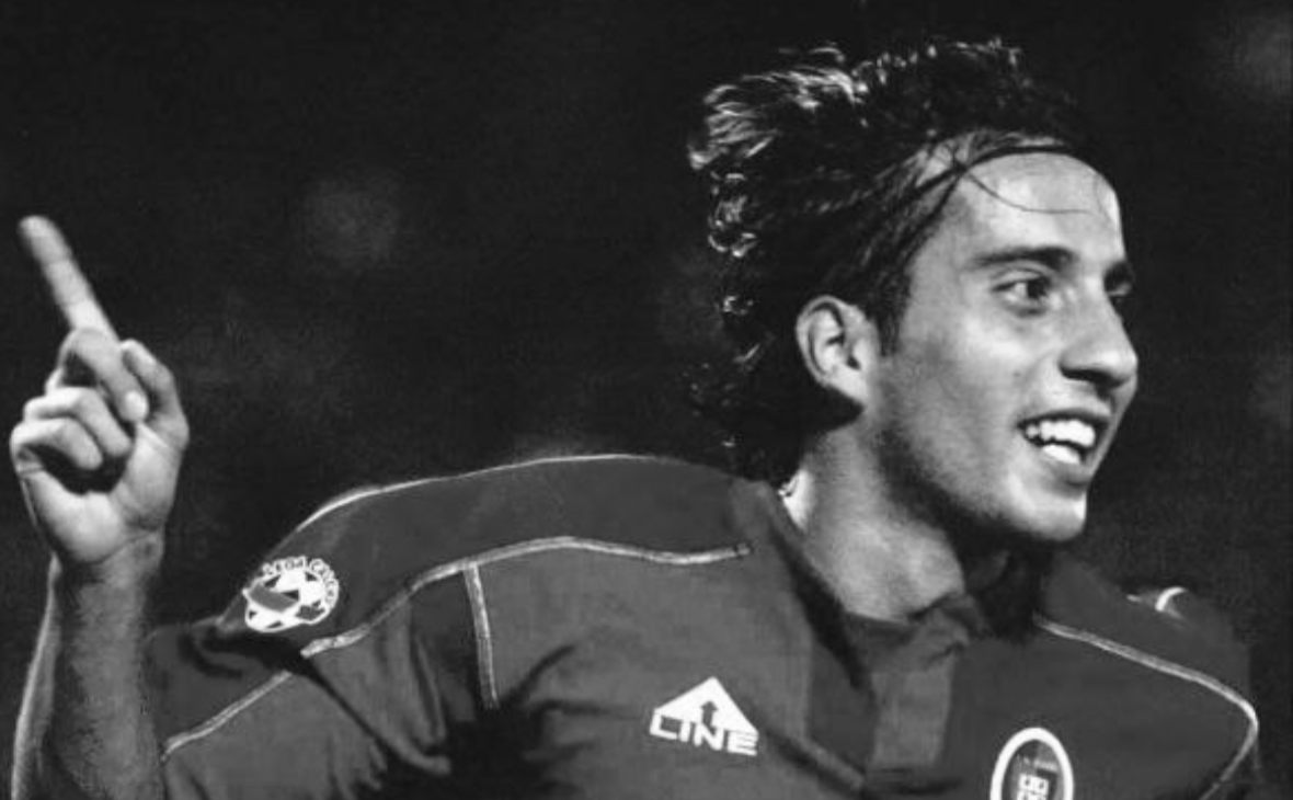 Официальный сайт ФК «‎Кальяри» 