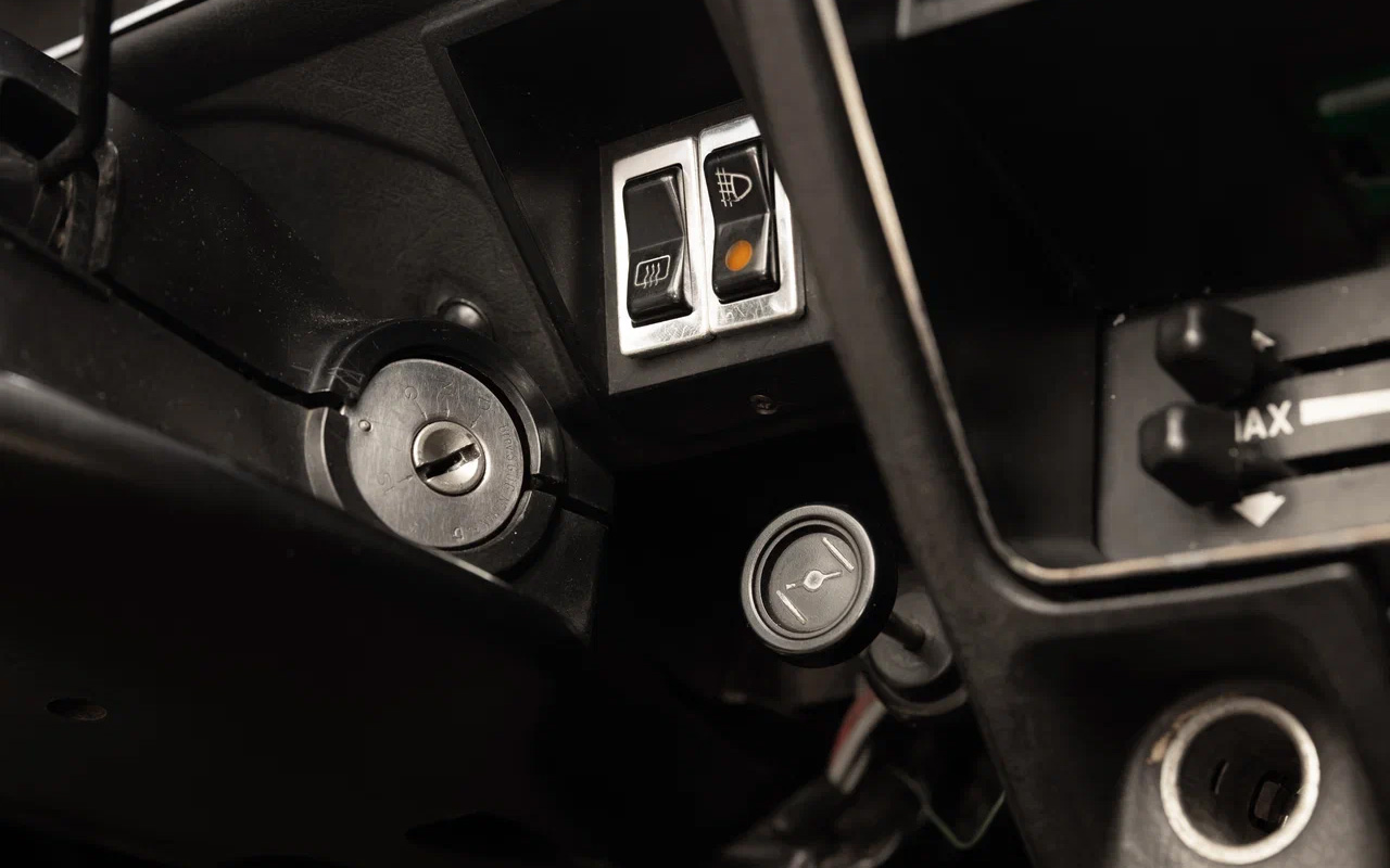 Спасительная рукоятка «подсоса», а по-научному — управления воздушной заслонкой