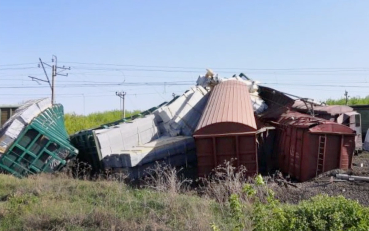 В Самарской области 16 грузовых вагонов сошли с рельсов
