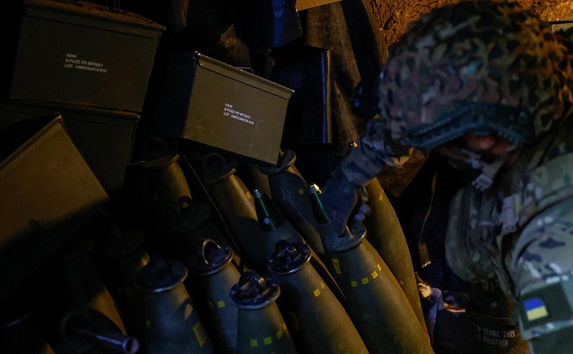 Макрон призвал не устанавливать лимиты на военную помощь Украине