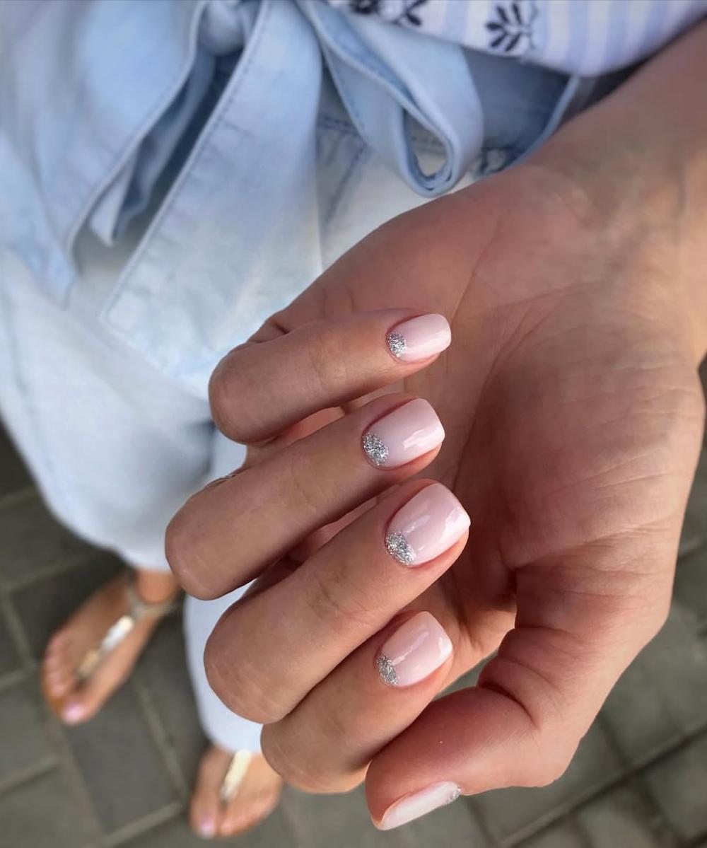 Серебристая лунка на коротком квадрате