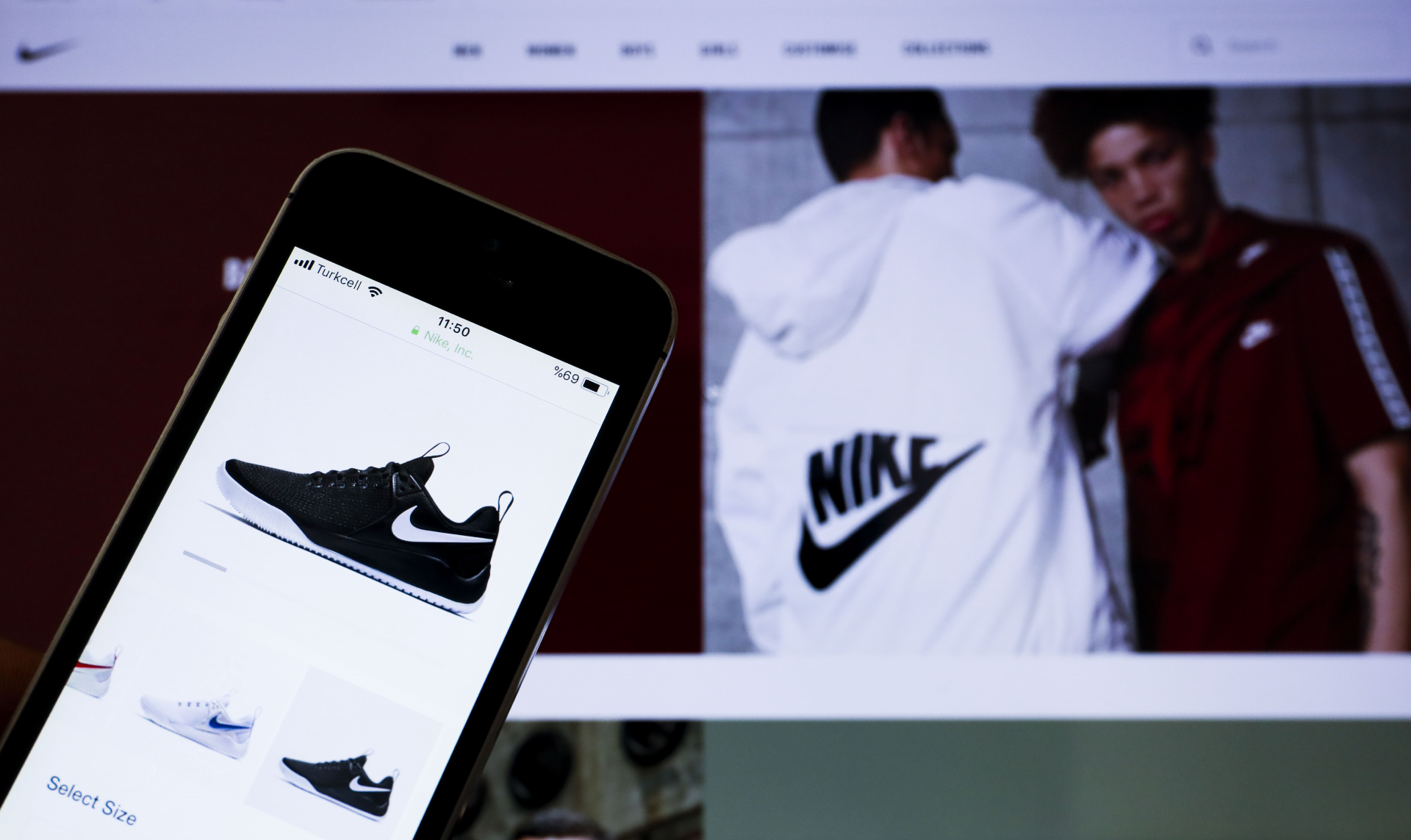 Сайт и приложение Nike