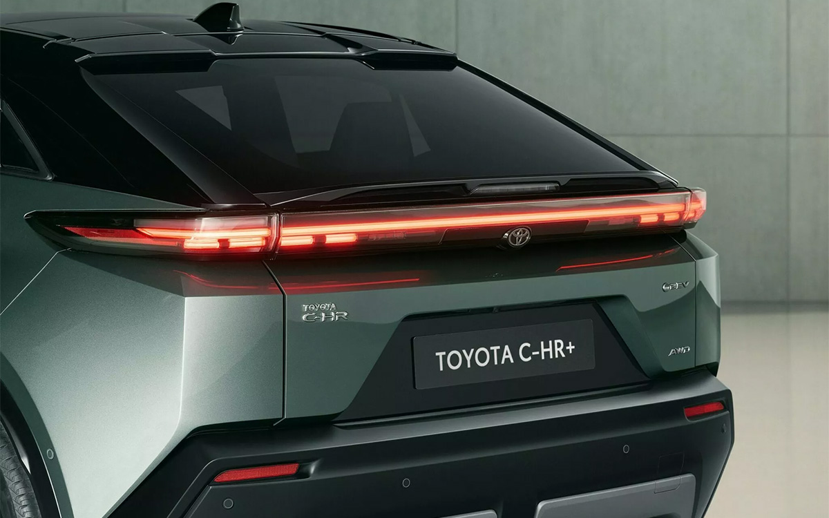 Toyota C-HR+