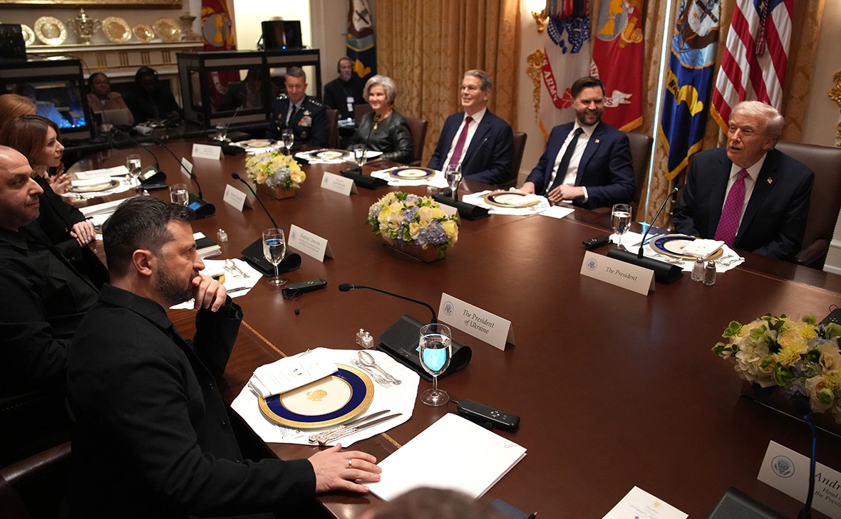 Andrew Harnik / Getty Images