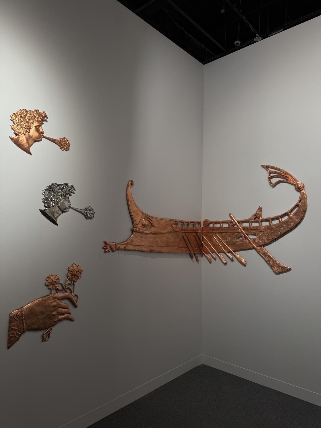 Экпозиция арт-ярмарки Abu Dhabi Art