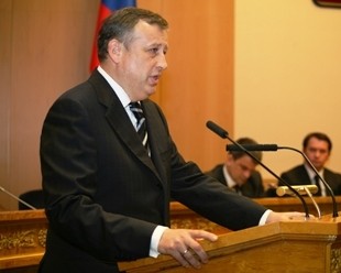 Губернатор Ленобласти проведет масштабное сокращение муниципальных чиновников