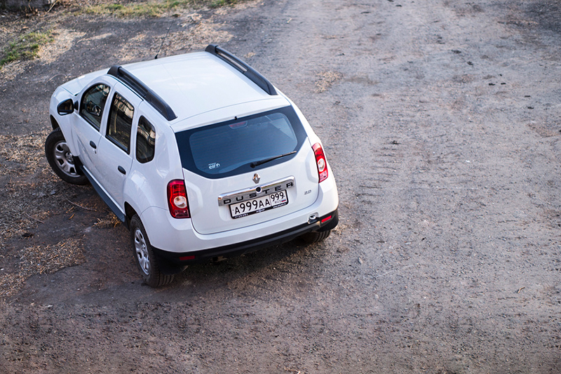 Renault Duster

Продано в&nbsp;2015 году: 43,9&nbsp;тыс.

Изменение к&nbsp;2014 году: -42,3%

По сравнению с&nbsp;2014 годом марка потеряла 1 позицию в&nbsp;первой десятке самых продаваемых в&nbsp;России машин
