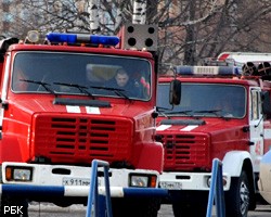 В центре Москвы загорелся дом: огнем охвачены три этажа