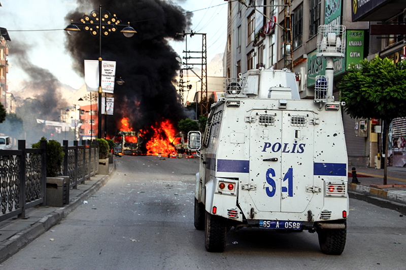 Протесты в восточном турецком городе Ван.