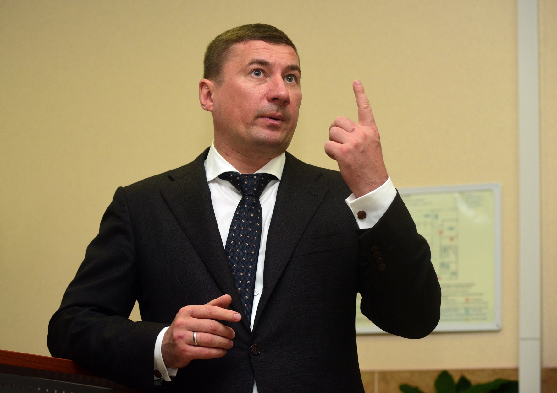 Иван Громов