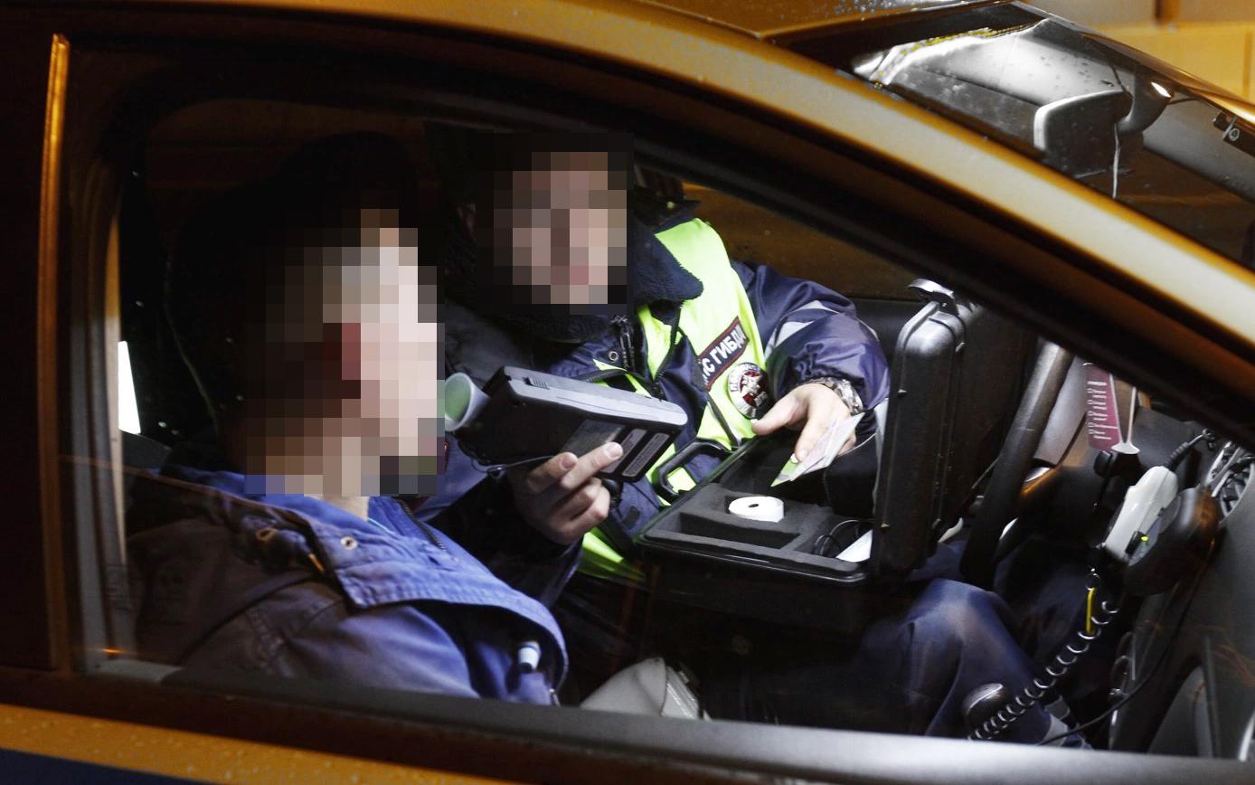 В Иркутске поймали водителя, приехавшего пьяным ставить машину на учет