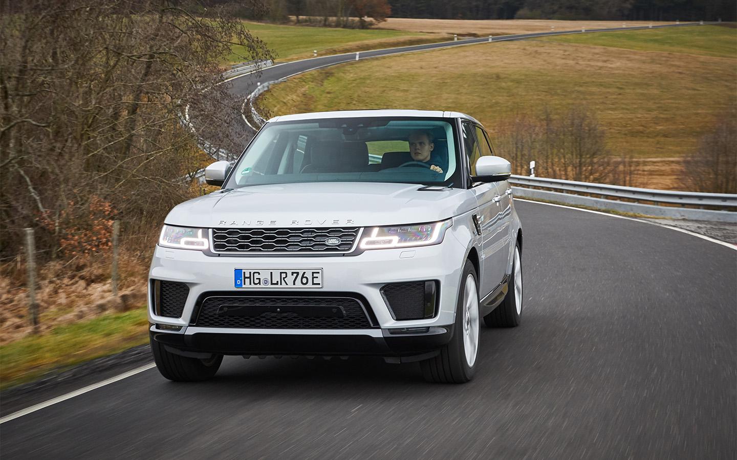 Jaguar Land Rover направит в сервис 121,5 тыс. машин. Все дело в подвеске