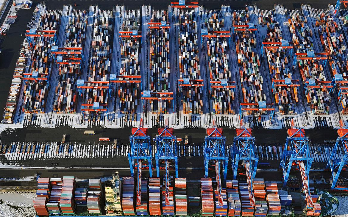 Трамп объявил о введении пошлины 10% против восьми стран из-за Гренландии