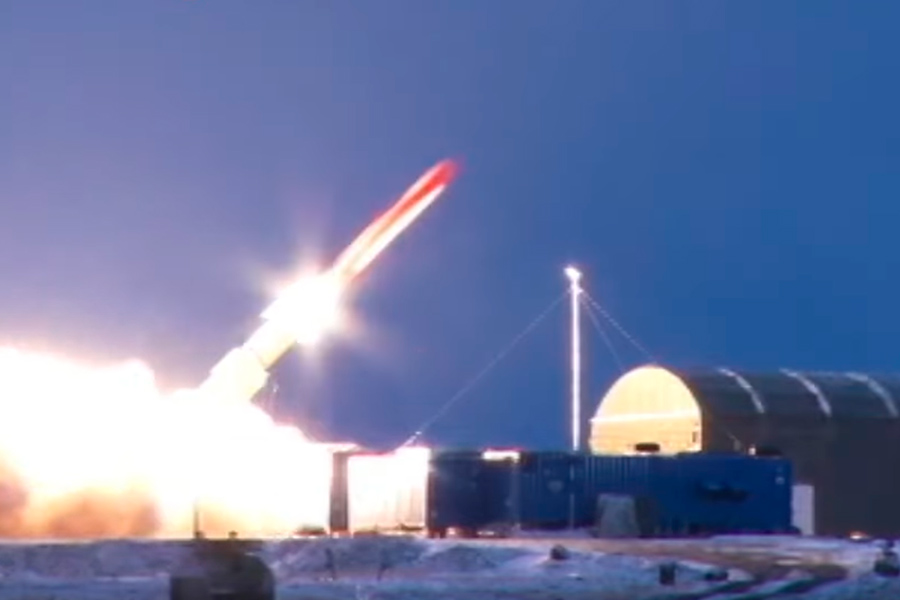 Впервые о ракете с ядерной установкой &laquo;Буревестник&raquo; Владимир Путин рассказал в послании к Федеральному собранию в марте 2018 года. Он заявил, что радиус действия ракеты не ограничен, а траектория полета может быть &laquo;непредсказуемой&raquo;, что делает ее неуязвимой &laquo;как для всех существующих, так и для перспективных систем ПРО и ПВО&raquo;. 5 октября 2023 года президент заявил об успешном испытании ракеты.