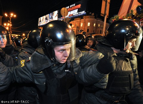 Митинг на Триумфальной площади