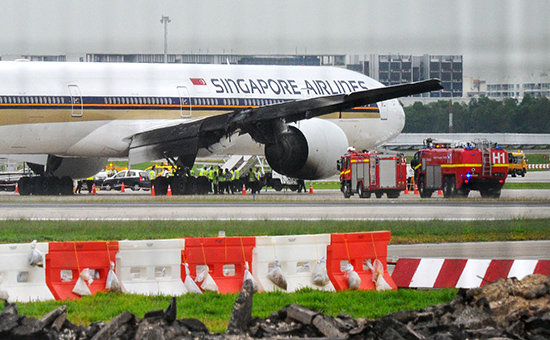 Пассажирский самолет Boeing 777 авиакомпании Singapore Airlines


