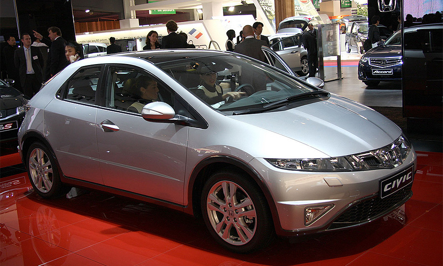 Honda Civic 2009 дебютировала в Париже