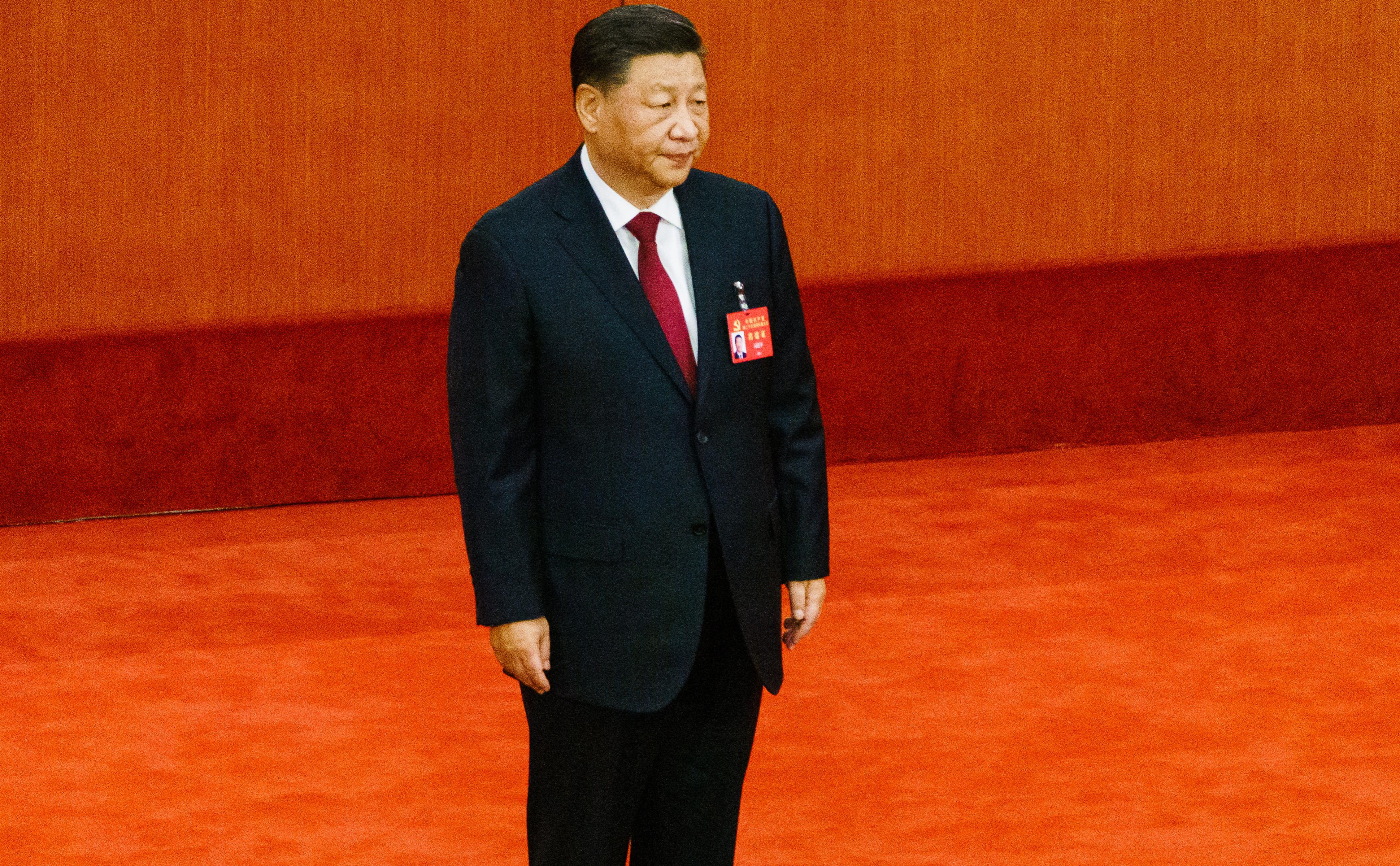 Си Цзиньпина переизбрали на третий срок"/>













