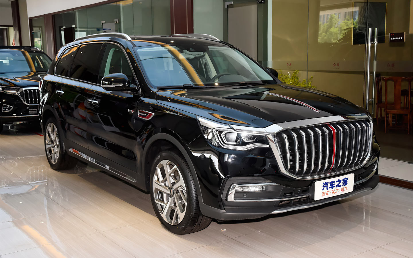 Hongqi HS7