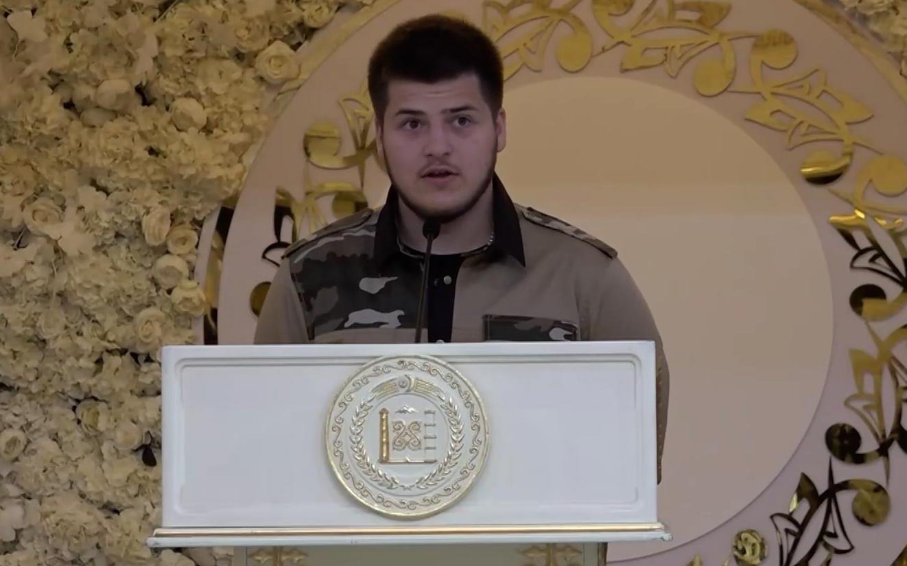 Кадыров опубликовал видеопоздравление к 18-летию своего сына Адама